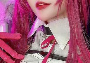 穿越海域的华彩：Sayo Momo的阿吉尔旗袍COS套图，演绎碧蓝航线的魅力.txt